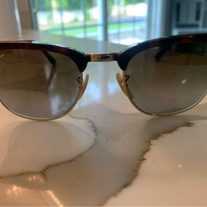 Barely worn RayBan Clubmaster